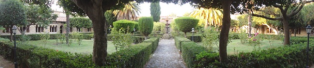 Abbazia di San Giovanni in Venere, giardino